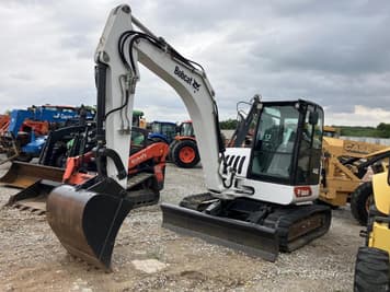 Main image Bobcat 442